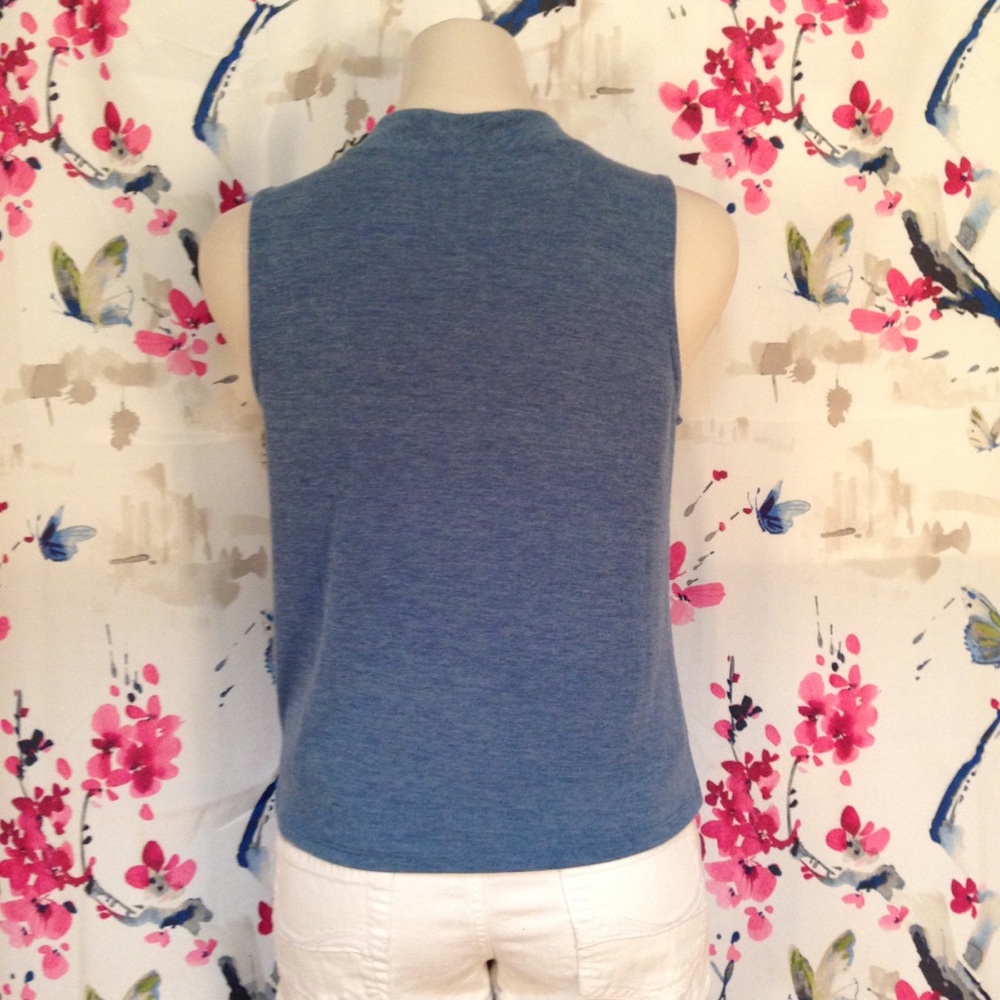 Tresics Blue Soft Sleeveless Top Size M - Picture 5 of 7